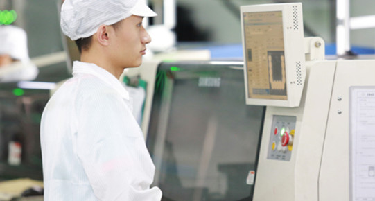 SMT貼片加工廠-一九四三科技-車間流水線